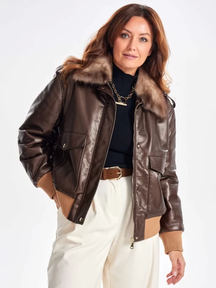 Женская утепленная куртка бомбер с воротником меха куницы премиум класса 3076, коричневая, размер 44, артикул 25520-0