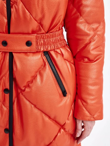 Кожаное женское стеганное пальто с капюшоном премиум класса 3026, оранжевое, размер 48, артикул 25410-3