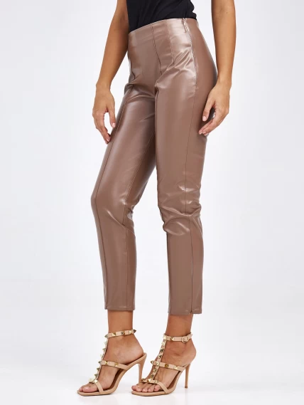 Кожаные брюки из экокожи для женщин 4820740, бежевые, размер 44, артикул 85660-3