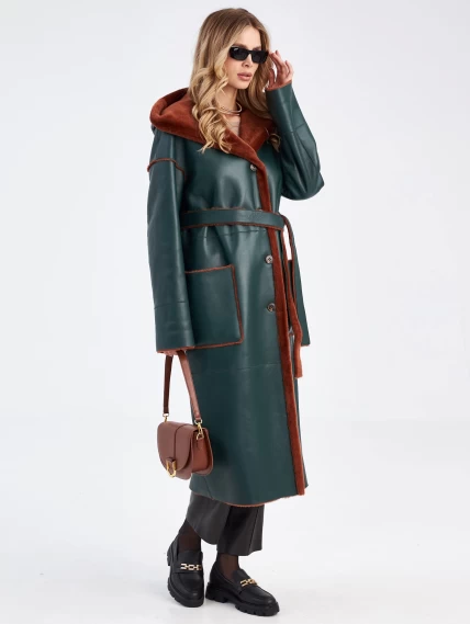 Длинное оверсайз пальто из меховой овчины с капюшоном для женщин премиум класса 2008н, зеленое, размер 42, артикул 63890-1