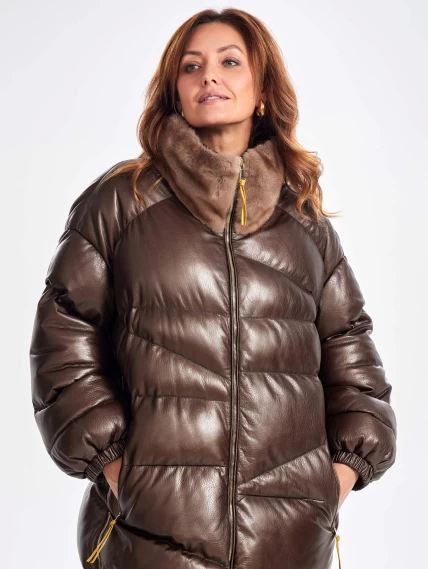 Cтеганное женское кожаное пальто с норковым воротником премиум класса 3073, коричневое, размер 50, артикул 63340-4