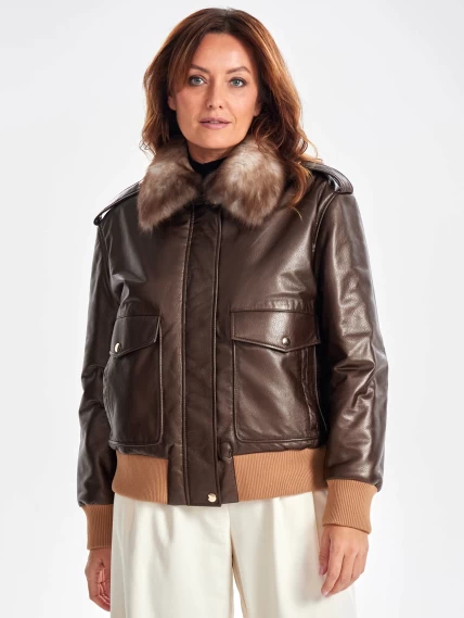 Женская утепленная куртка бомбер с воротником меха куницы премиум класса 3076, коричневая, размер 44, артикул 25520-3