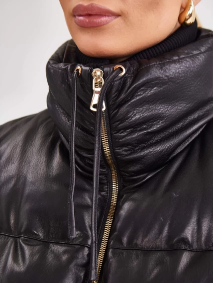 Комбинированный короткий кожаный женский пуховик премиум класса 3029, черный, размер 44, артикул 25330-2