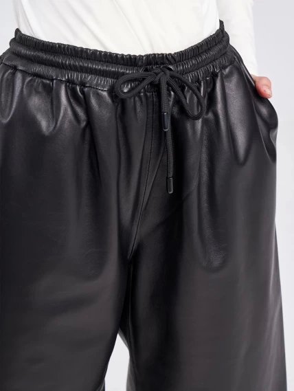 Кожаные шорты женские на резинке из натуральной кожи премиум класса 02, черные, размер 44, артикул 85950-2