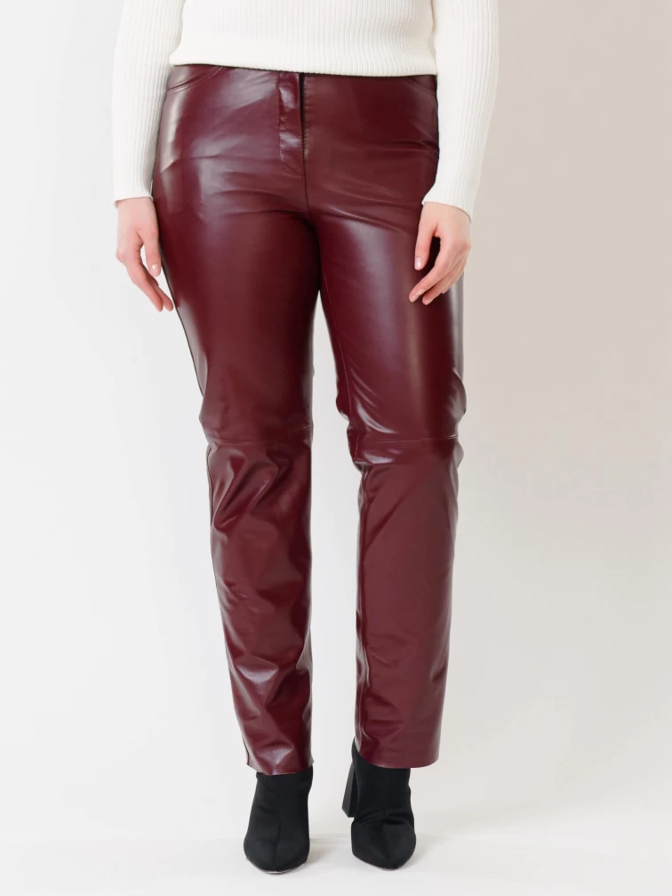 Кожаные зауженные женские брюки из натуральной кожи 02, бордовые, размер 42, артикул 85490-2