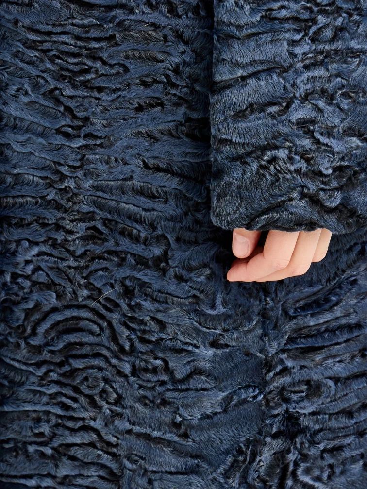 Женская каракулевая шуба премиум класса Лола, синяя, размер 48. артикул 92750-3