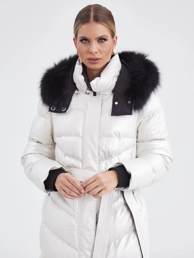 Пальто кожаное с капюшоном премиум класса женское 3025 с мехом песца, серебристое, размер 44, артикул 25430-1