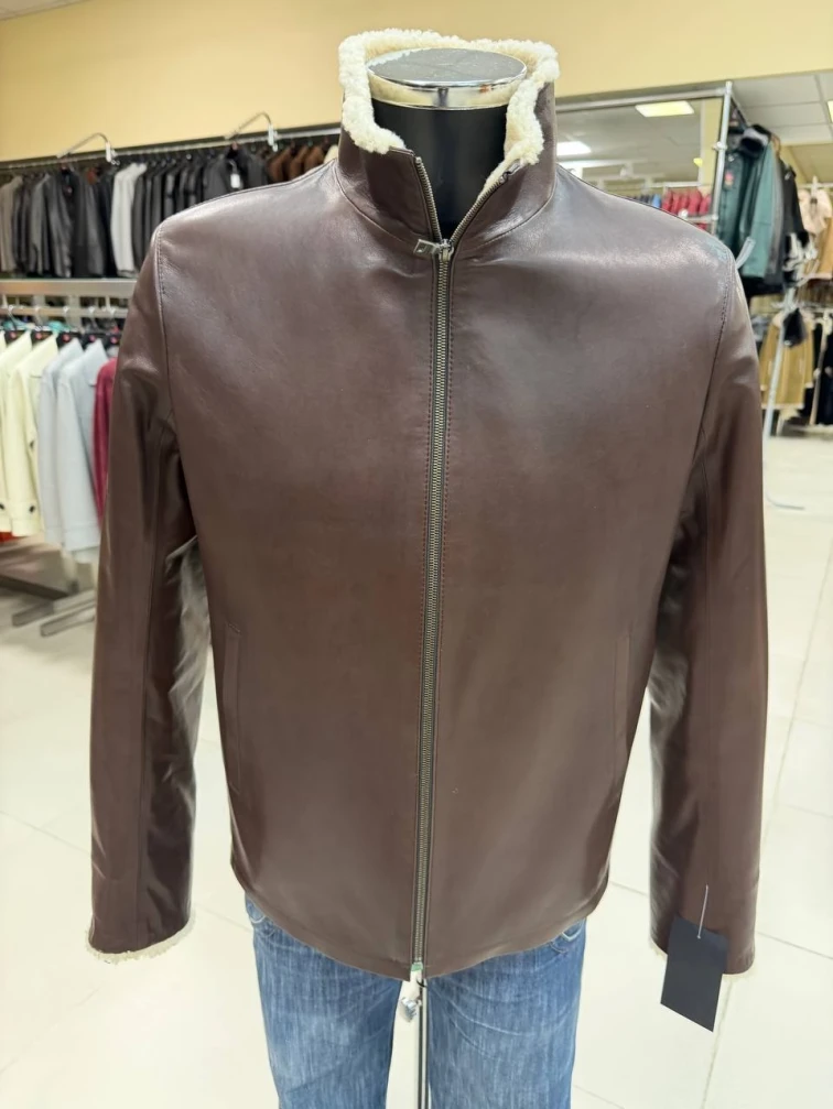 Коричневая короткая мужская кожаная дубленка премиум класса 564мех, размер 50, артикул 29830-0