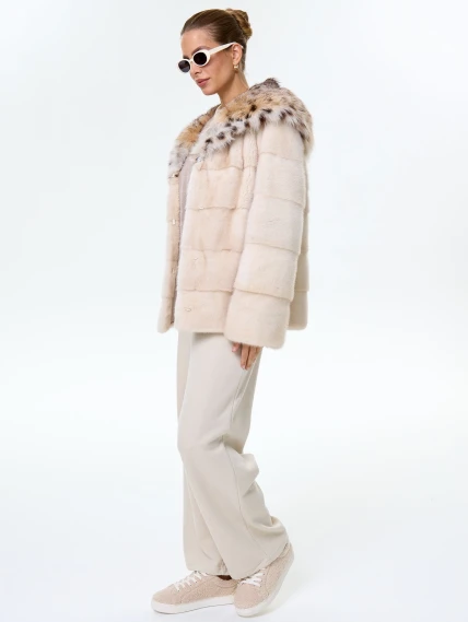 Норковая шуба женская с капюшоном и отделкой рысевидной кошкой Юля(к), жемчужная, размер 48, артикул 34130-6