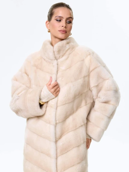 Поперечная женская норковая шуба премиум класса София(с), жемчужная, размер 50, артикул 34110-0