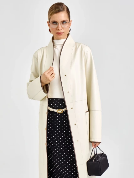 Белый женский кожаный плащ 3104, размер 48, артикул 92140-1