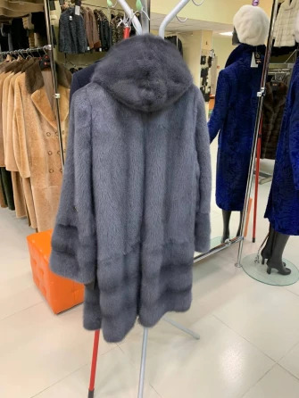 Женская шуба из меха норки с капюшоном М-101-3- 319-1