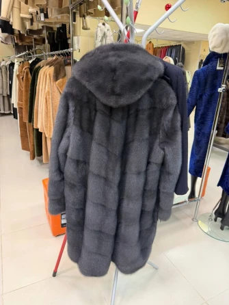 Длинная женская норковая шуба с капюшоном Москвичка-132-1