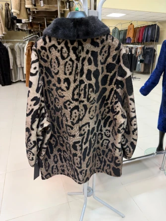 Короткая женская дубленка с норкой 2084-1